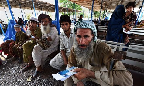 Pakistan to issue smart cards to Afghan refugees 